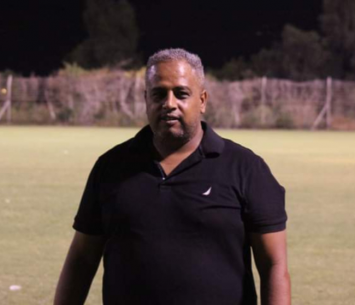 מאמין בסגל שלו. עיסא נוגידאת (דאפר מחאמיד)