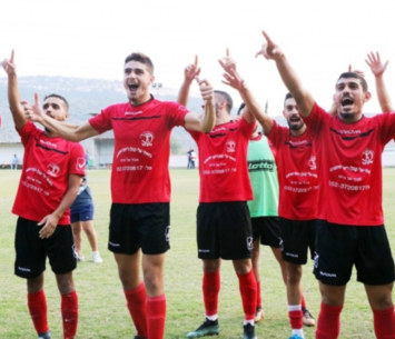 מוכנים לעונה. שחקני מג'דל כרום (מחאסן נאסר) 