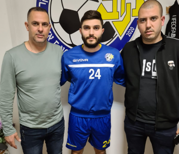 דאוד במעמד החתימה