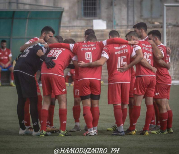 שחקני הפועל קלנסאווה (חמודי זמירו)