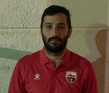 במדים החדשים. כהן