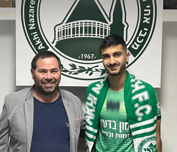 דדו במעמד החתימה