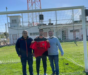 כהן במעמד החתימה