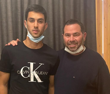 בן יוסף במעמד החתימה