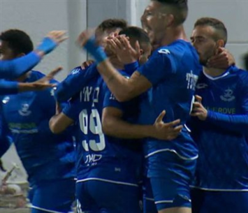 שחקני הפועל פ