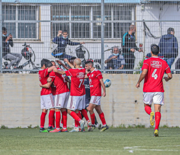 שחקני באקה חוגגים ניצחון נוסף (נזיה סולטן)