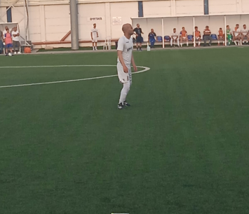 בפעולה. פרץ