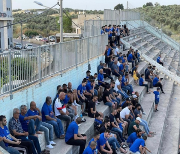 מחכים לפלייאוף. אוהדי שפרעם (צילום: מרעי חוג'ידראת)