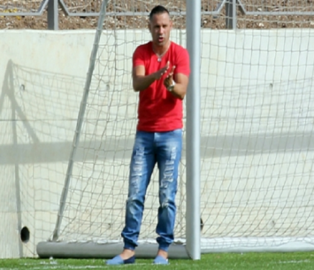 חושב גבוה. כבודי