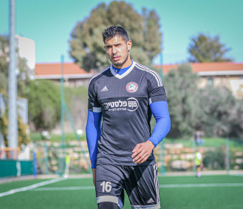 יעלה ליגה? רז (צילום: נזיה סולטאן)