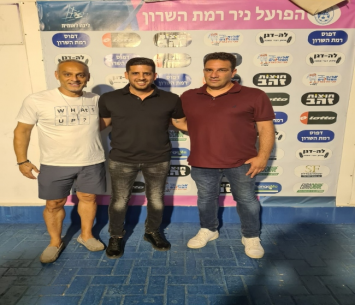 במעמד החתימה. בראון
