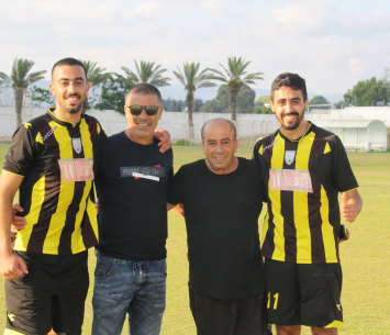  משפחת אלפסי מרוצה מהניצחון (מיכה פישנזון)