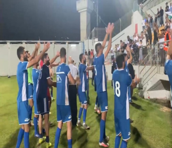 חוגגים עלייה עם הקהל, שחקני שעב (צילום: דוניא גנטוס)