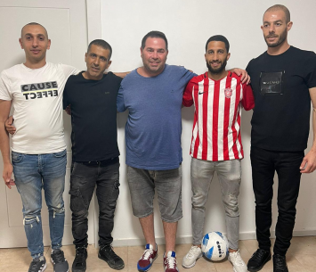 שעבאן במעמד החתיימה