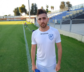 חזר הביתה. חאיכ (שלומי והבה)