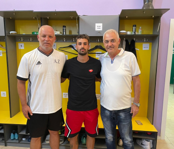 פרץ במעמד החתימה