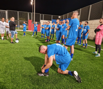 מגיע לחזק. ברנשטיין (צילום: אור קורצ'ק)