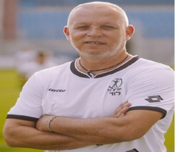 מקווה לטוב בחולון. אביבי זוהר