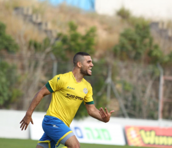 מחכה לאתגר הבא. אלבז