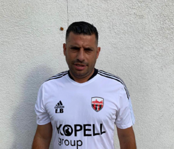 מאמין בקבוצה. בראון (צילום: הפועל רובי שפירא חיפה)