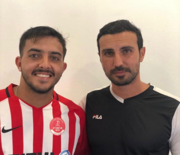 שטרית במעמד החתימה 