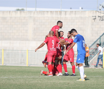 שחקני ערערה חוגגים (וואסים מוואסי)