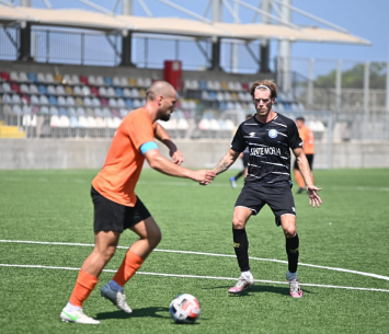 כובש אחד השערים. דני צ'ירבוננקו (צילום: באדיבות המועדון)