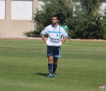 רביעייה במשחק הראשון. בן אלוני (אלון יהודיוף)