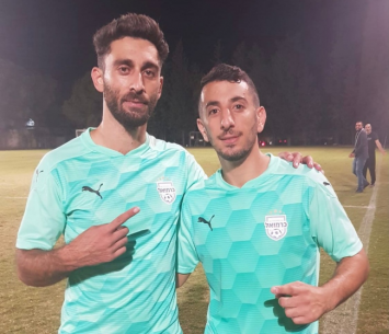 הכובשים לכרמיאל. ראמי דאהר מימין וסהר דהן משמאל (צילום המועדון)