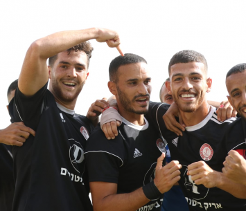 הראו הרבה נחישות. שחקני באקה (וואסים מוואסי)