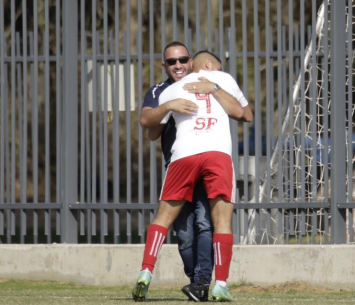 ניצחון גדול. סלאמה חוגג לאחר כיבוש אחד השערים