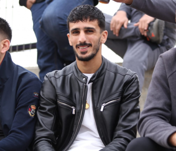 הקפטן ביציע