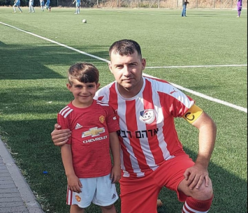 יעבור גם את המשחק הזה? וג'די קיש 