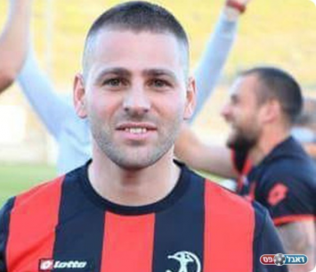 חזר הביתה. מוחמד אבו ריא 