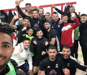 שחקני בועיינה (דוניא גנטוס)