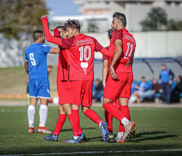 שחקני טירה חייבים ניצחון (נזיה סולטאן)