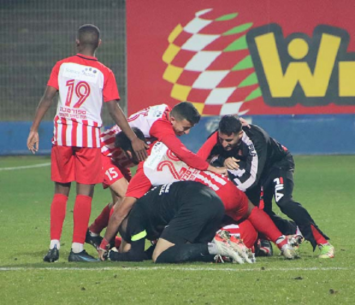 ניצחון ענק. שחקני מרמורק (בן מלניק)