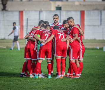 עצוב. שחקני ערערה (נזיה סולטן)
