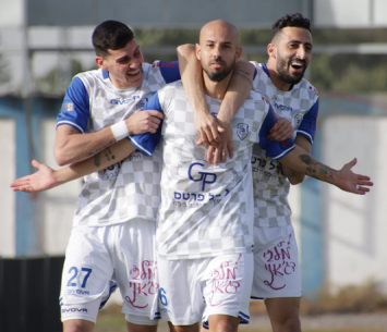 שער ענק שלו. גבאי (בן מלניק)