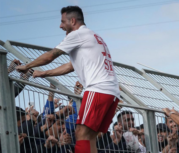 האס של קלנסווה. שקד (צילום: חמודי זמירו)