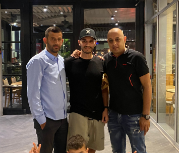 ראובן במעמד החתימה