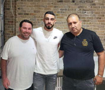 מרעי במעמד החתימה