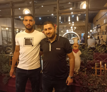 דהאמשה במעמד החתימה