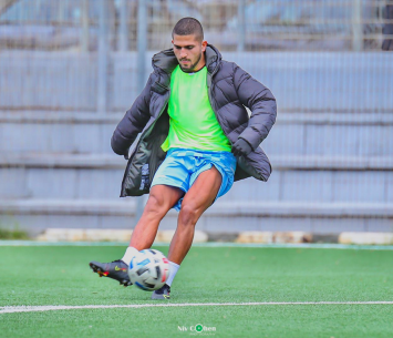 מתחיל קריירה בבוגרים. איבגי (ניב כהן)