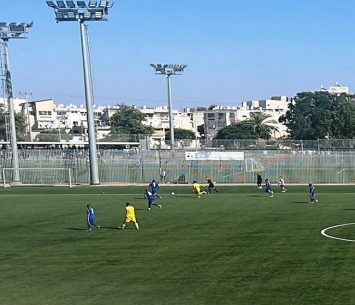 חום כבד באשדוד (צילום: אסף הדר)