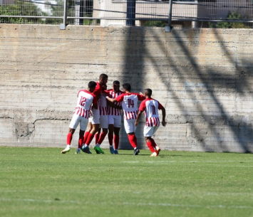 שחקני כאוכב חוגגים (דאפר מחאמיד)