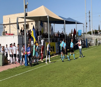 קיוו לראות יותר מקבוצתם. אוהדי בית דגן ביציע (מדיה עירוני בית דגן)