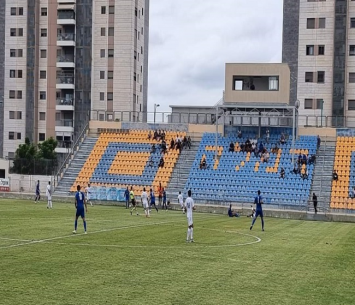 משחק בהזמנה. שחקני הקבוצות בשישי האחרון (יח