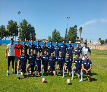 חיכו לניצחון הראשון בשקיקה. שחקני גבעת שמואל והצוות המקצועי