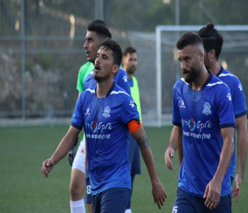 יראה את המשחקים הקרובים מהיציע. עלי חטיב (דאפר מאחמיד)